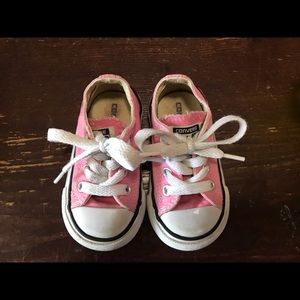 Pink toddler converse
